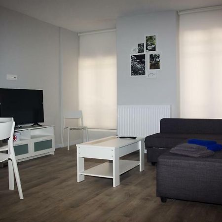 Apartamentos Gyc Viviendas Gold León Exterior foto