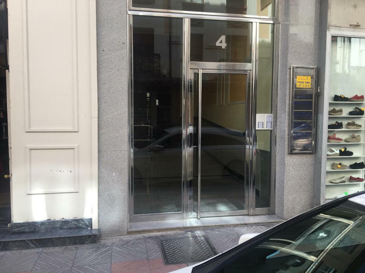 Apartamentos Gyc Viviendas Gold León Exterior foto